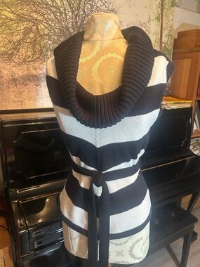 Guess Jeans Cowl Neck Belted Sweater, Sz L (fits like a M/L)